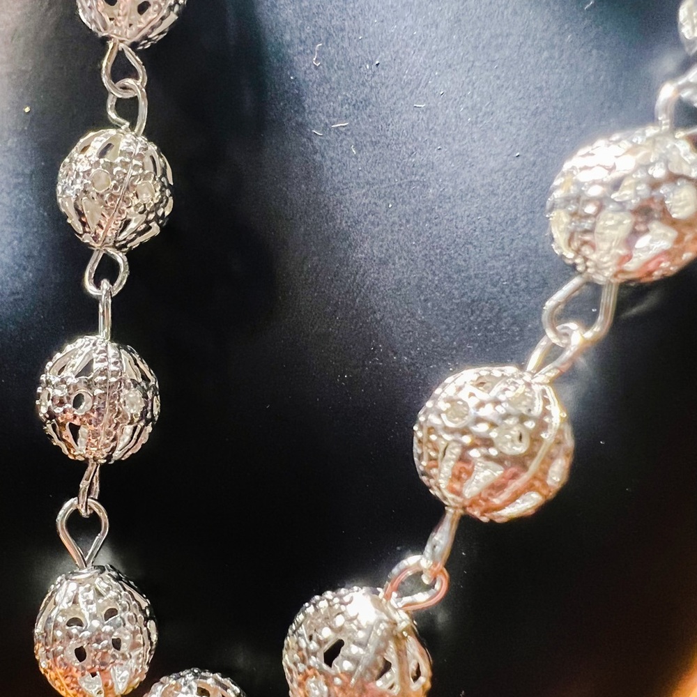 NWOT Elegant Silver Bracelet Handmade in Spain/Artisan, Lightweight Design - Picture 4 of 12